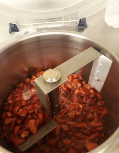 centrifugeuse et fruit broyé